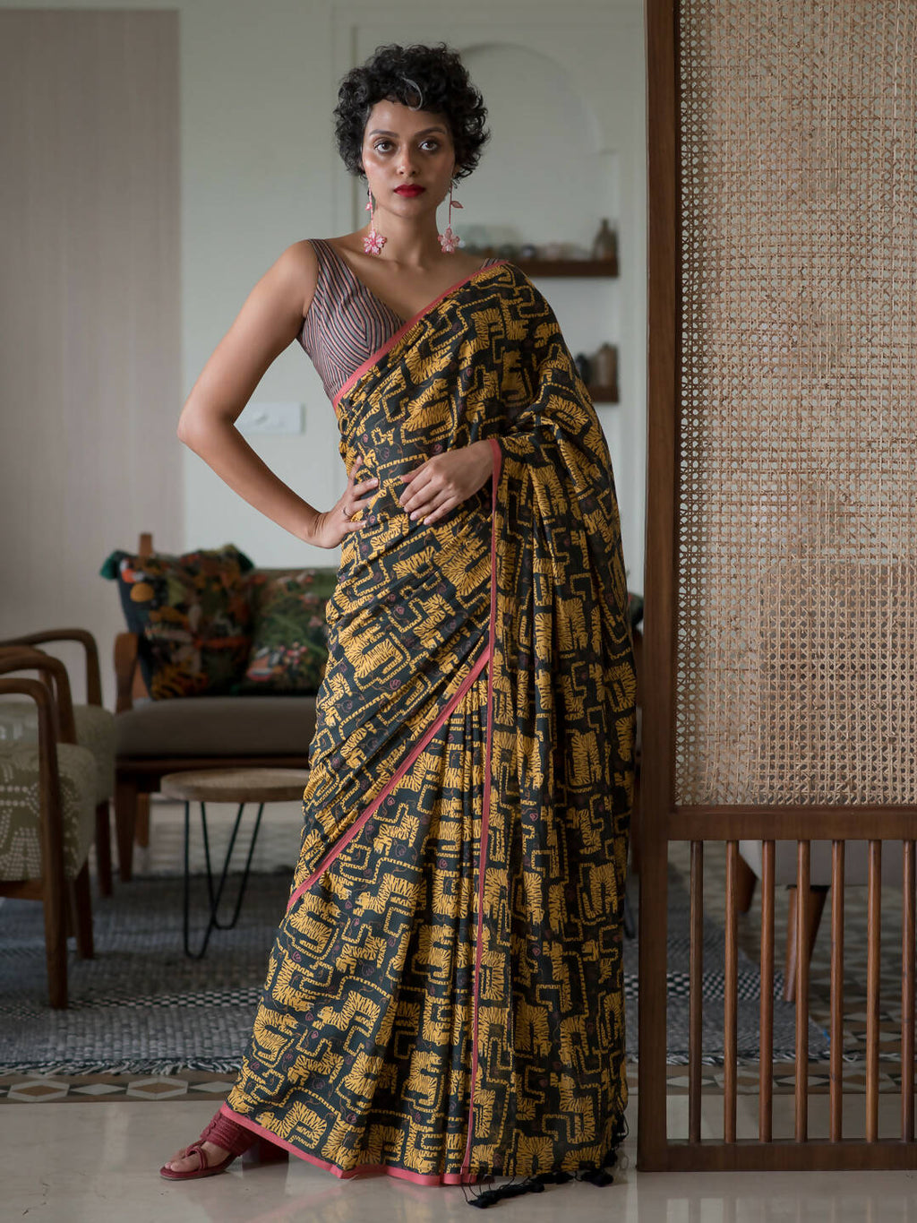 Suta Multi Color Abstract Pure Cotton Saree | Grocsy
