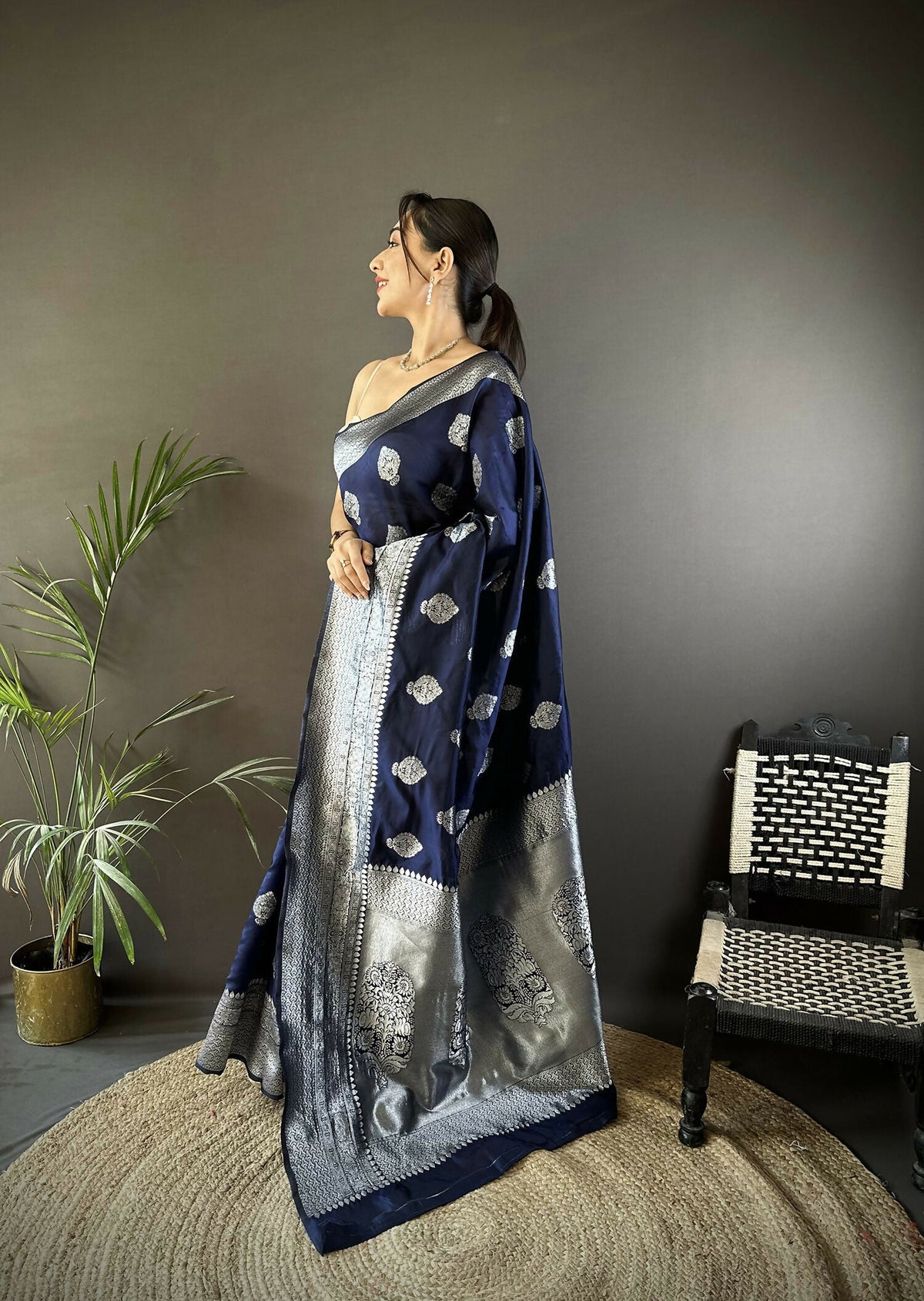 Joban Fashion Navy Blue Floral Motifs Soft Silk Banarasi Saree | Grocsy