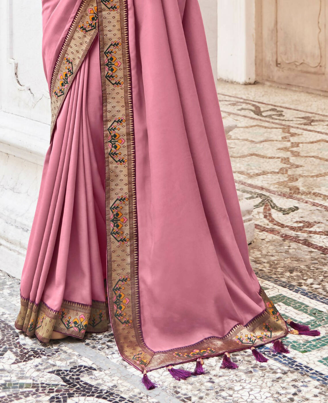 Pink Vichitra Solid Saree With Unstitched Blouse Piece - Juhi | Grocsy