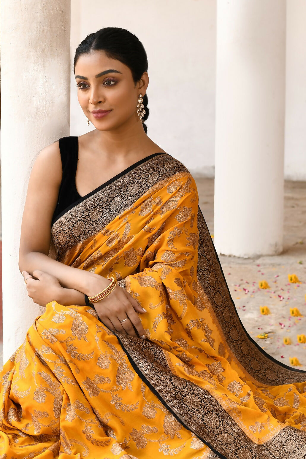 Joban Fashion Yellow Crepe Chiffon Pure Handloom Banarasi Silk Saree | Grocsy