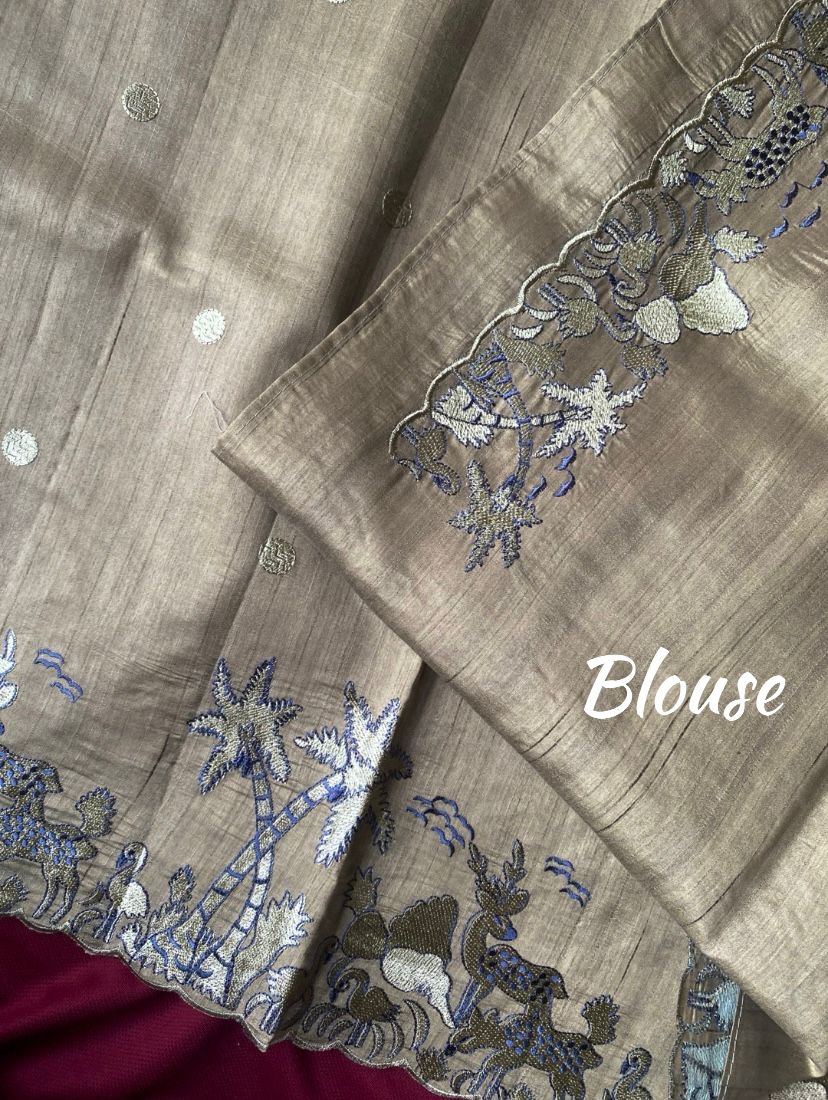 Mameraa Sarees Grey Matka Silk Saree With Heavy Floral Embroidery Border With Running Blouse-Grey | Grocsy