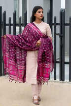 Jompers Women Pink Solid Kurta with Trousers & Dupatta | Grocsy