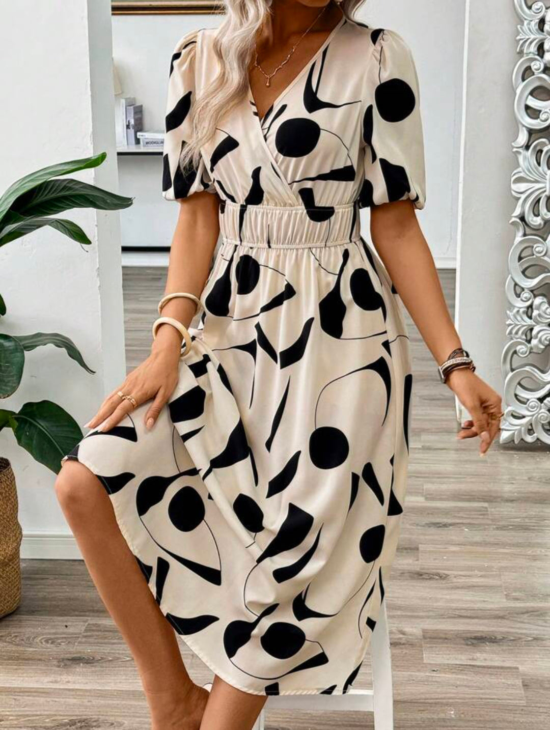 Pimu Style Short Sleeve Dress - White | Grocsy