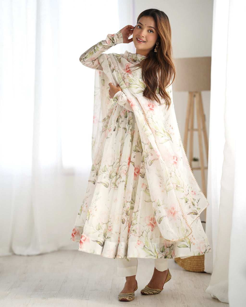 Lorenvalley White Soft Organza Silk With Floral Print Fully Flared Anarkali Pant With Dupatta Set | Grocsy