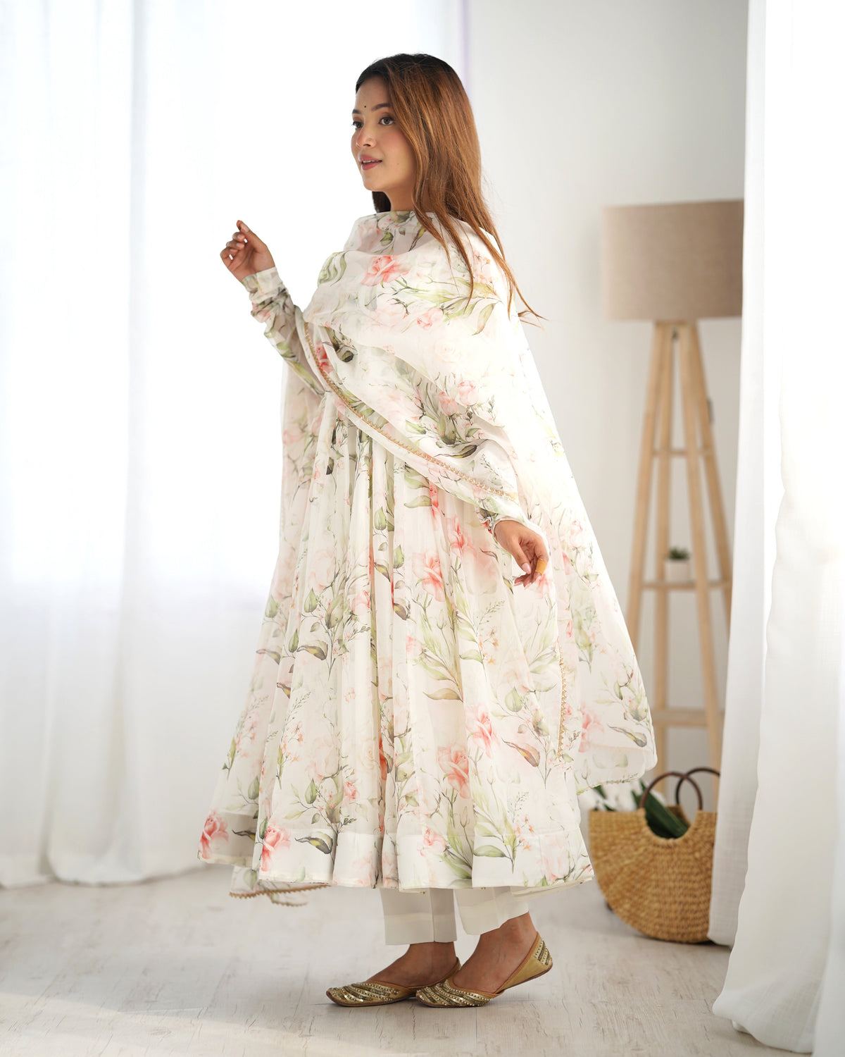 Lorenvalley White Soft Organza Silk With Floral Print Fully Flared Anarkali Pant With Dupatta Set | Grocsy