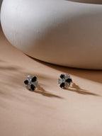 stone stud (Black and white) - Ruby Raang | Grocsy