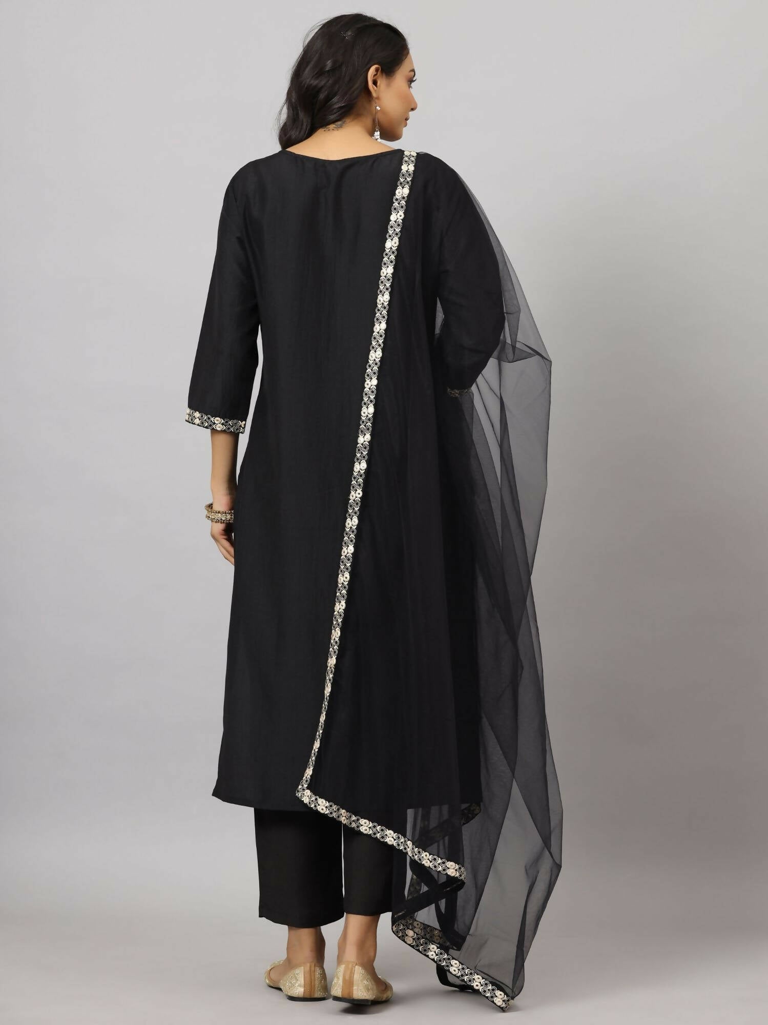 Juniper Women's Black Chinnon Solid Embroidered Kurta Set | Grocsy
