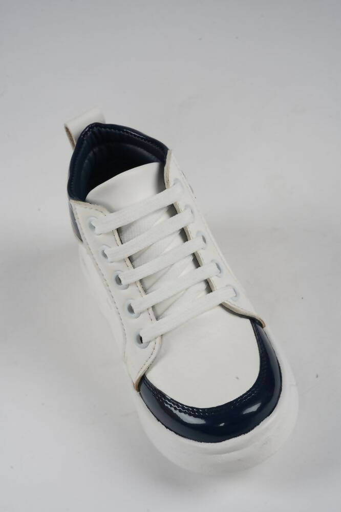 Tiny Bugs For Boys & Girls Mid Top Sneakers - White & Blue | Grocsy