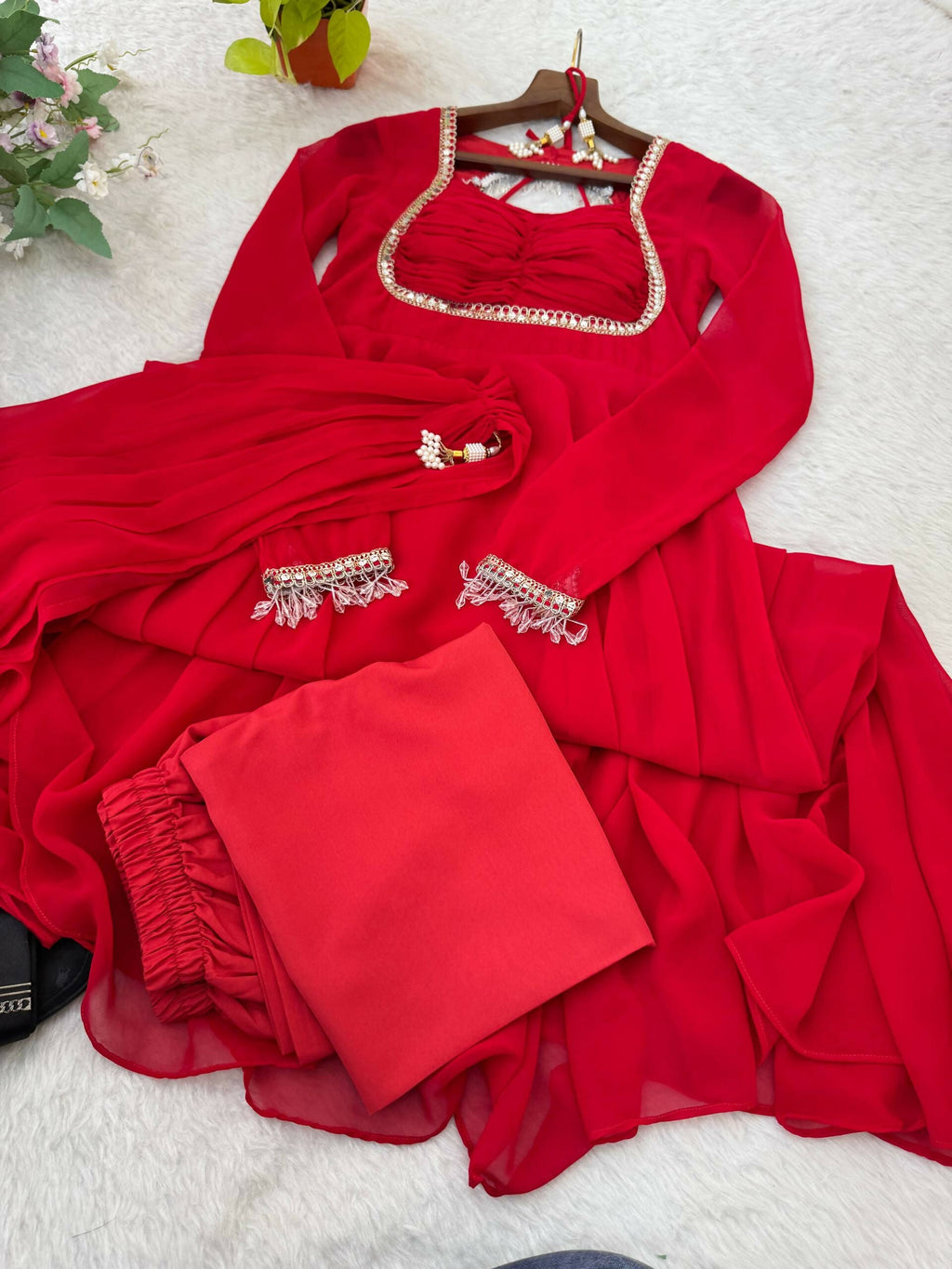 Teeya Creation Womens New Fancy Fox Georgette Heavy Quality Fabric With Handwork Red Gown Set | Grocsy
