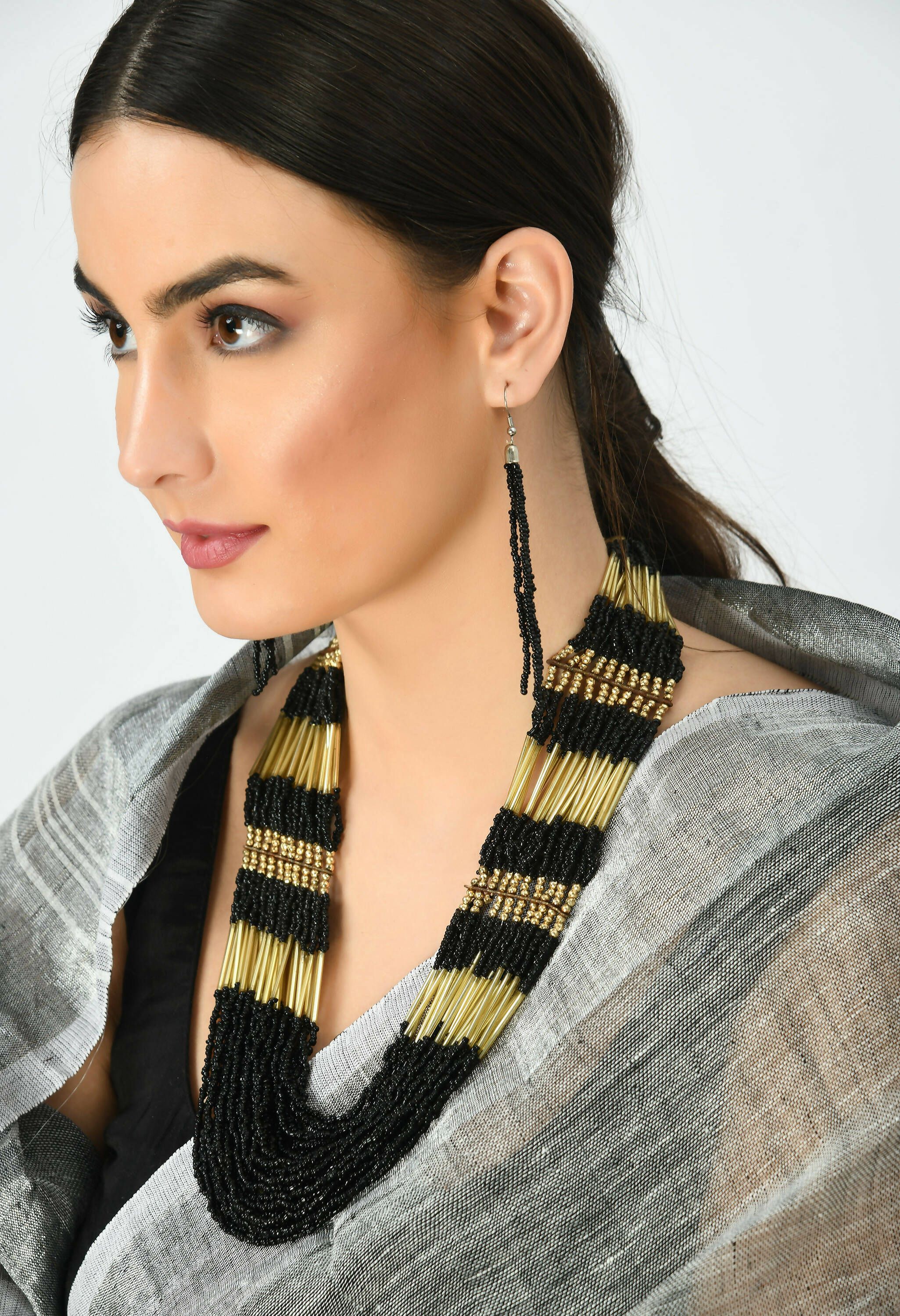 Mominos Fashion Johar Kamal Handicraft Finish Beads Work Long Necklace For Women (Black /Golden) | Grocsy