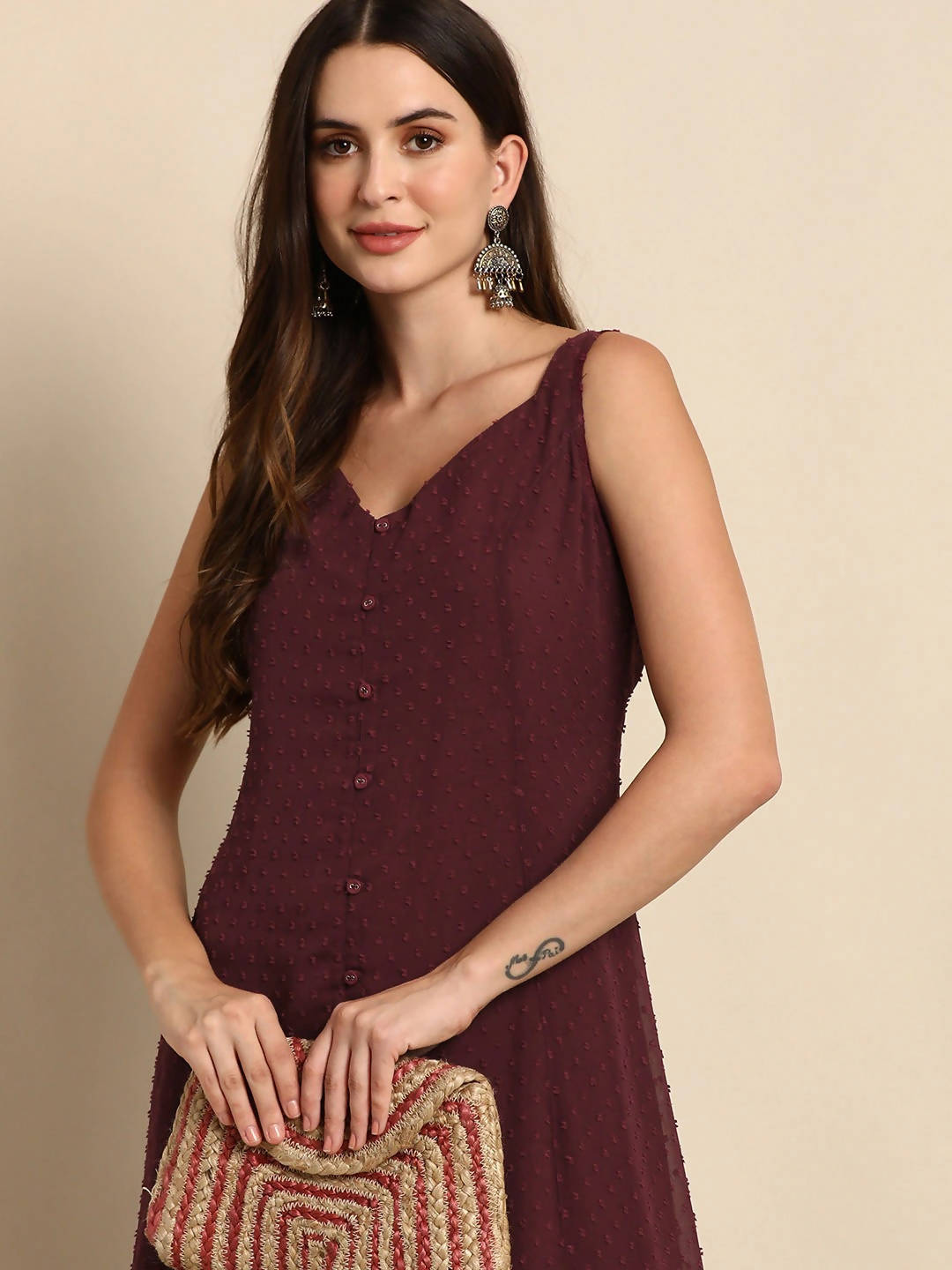 Janasya Women Maroon Poly Chiffon Dobby Weave Kurta | Grocsy