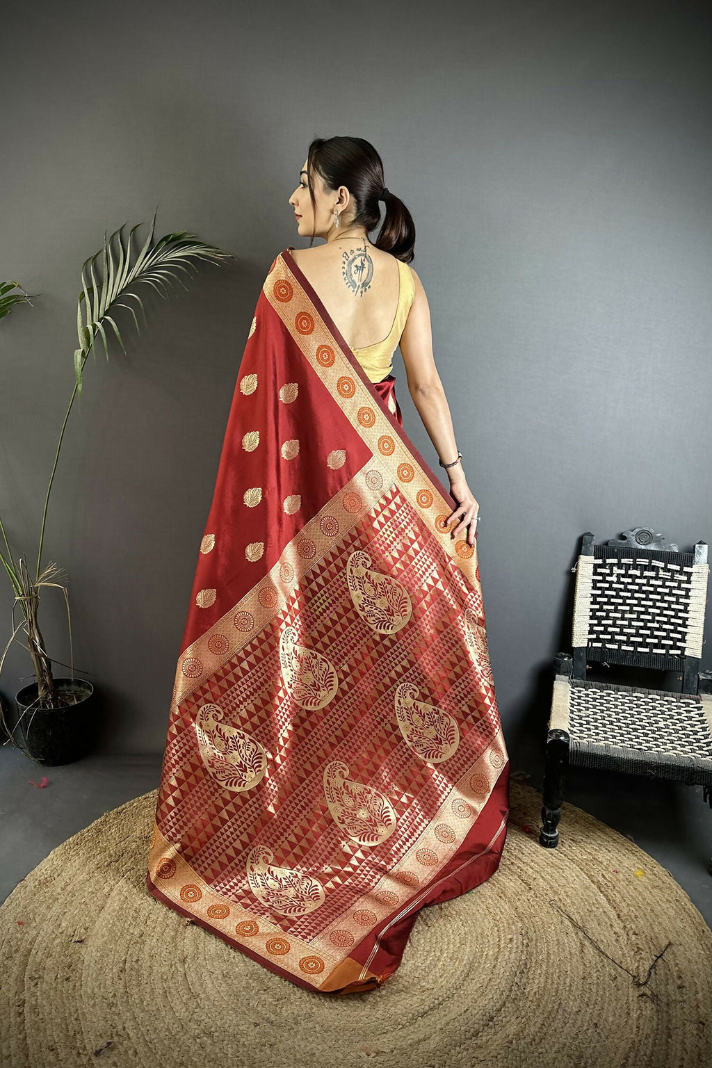 Joban Fashion Maroon Paisley Soft Silk Banarasi Saree | Grocsy