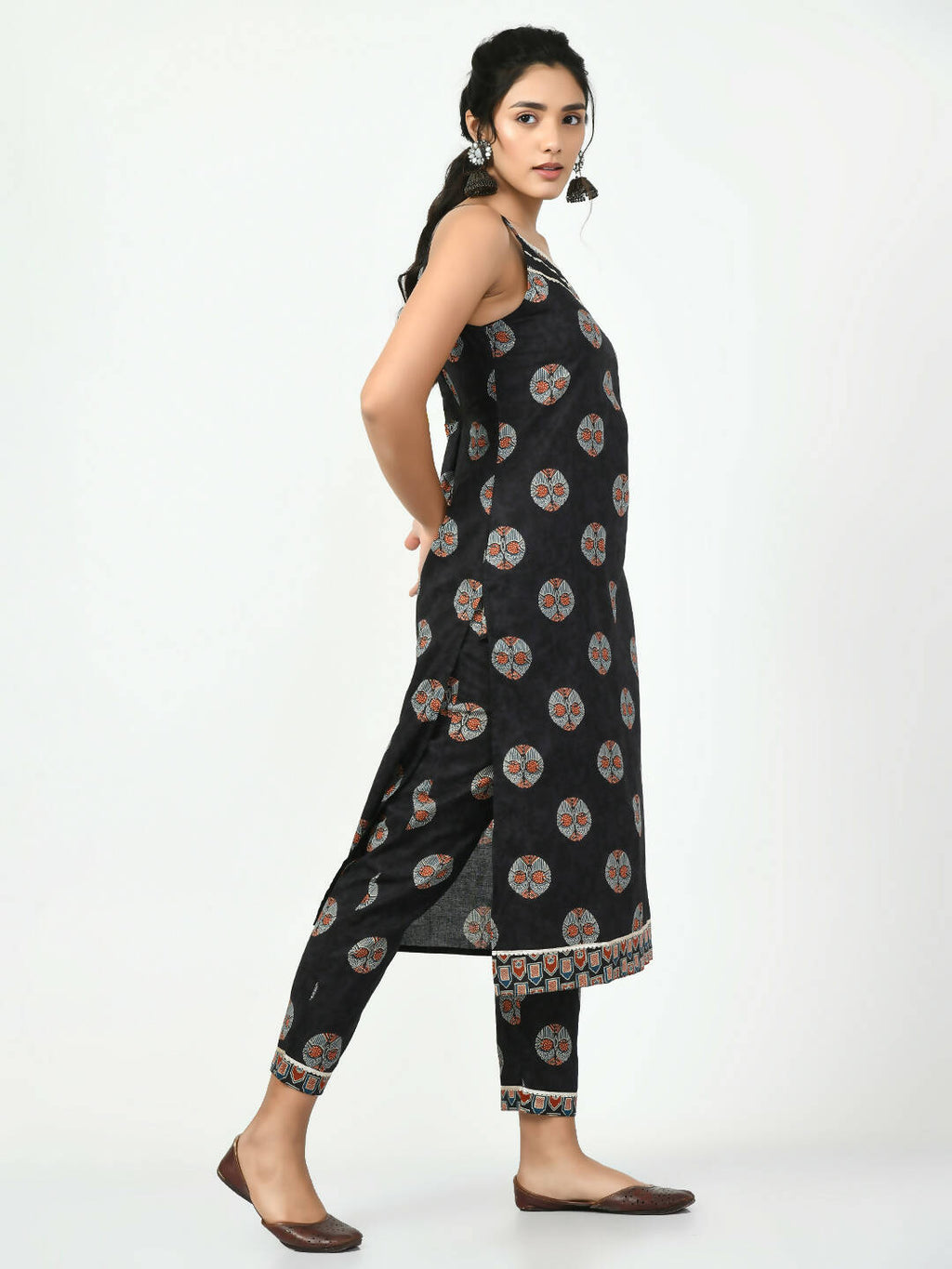 Myshka Women's Black Printed Kurta With Trouser | Grocsy