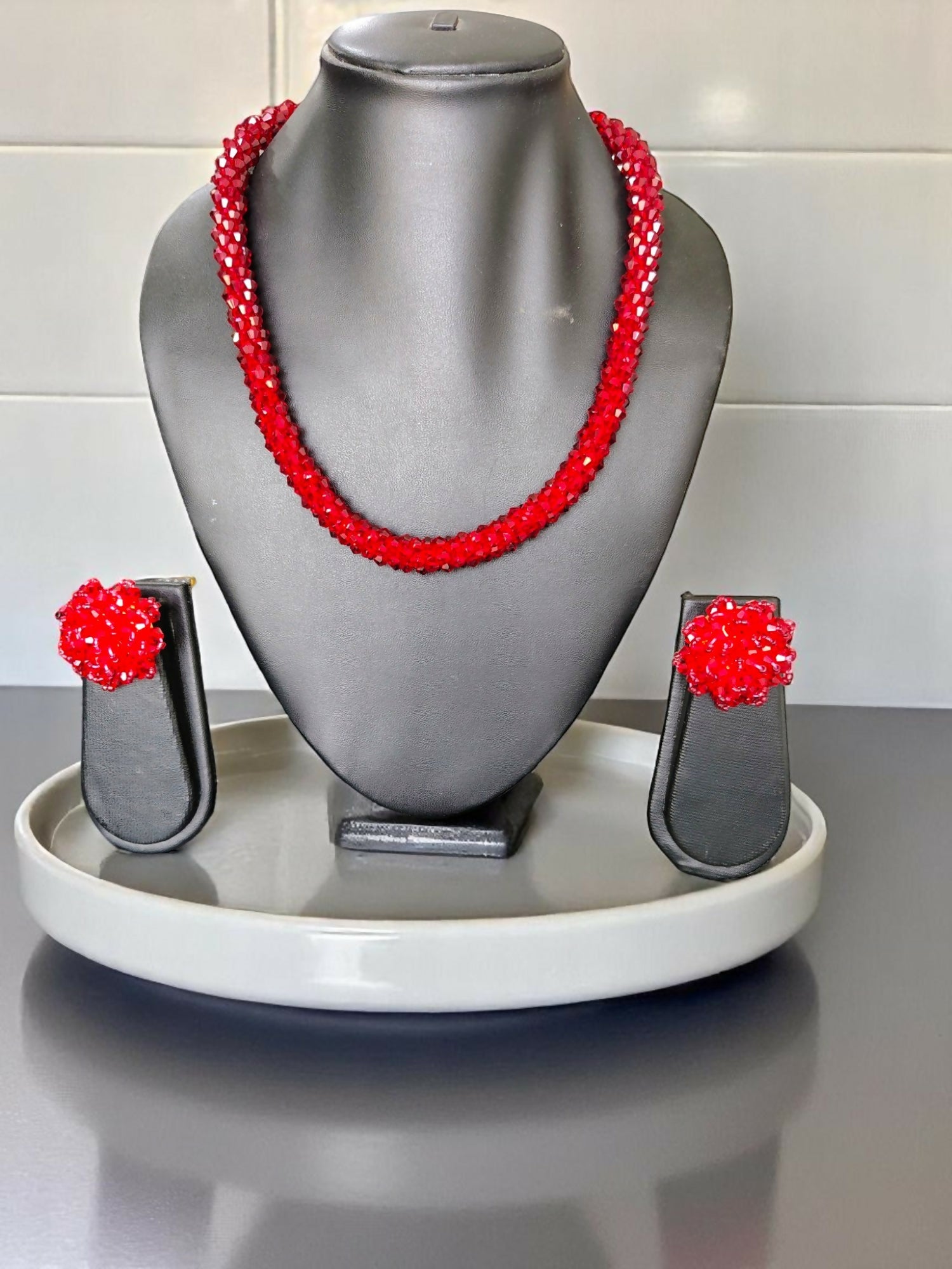 Inhanns Noor-E-Jalwa – Handmade Crystal Bead Necklace / Necklace With Earrings -Adjustable - Maroon | Grocsy