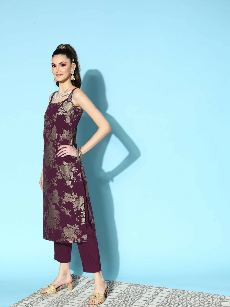 Ahalyaa Women's Wine Crepe Gold Smoke Printed Kurta Pant Set With Dupatta | Grocsy