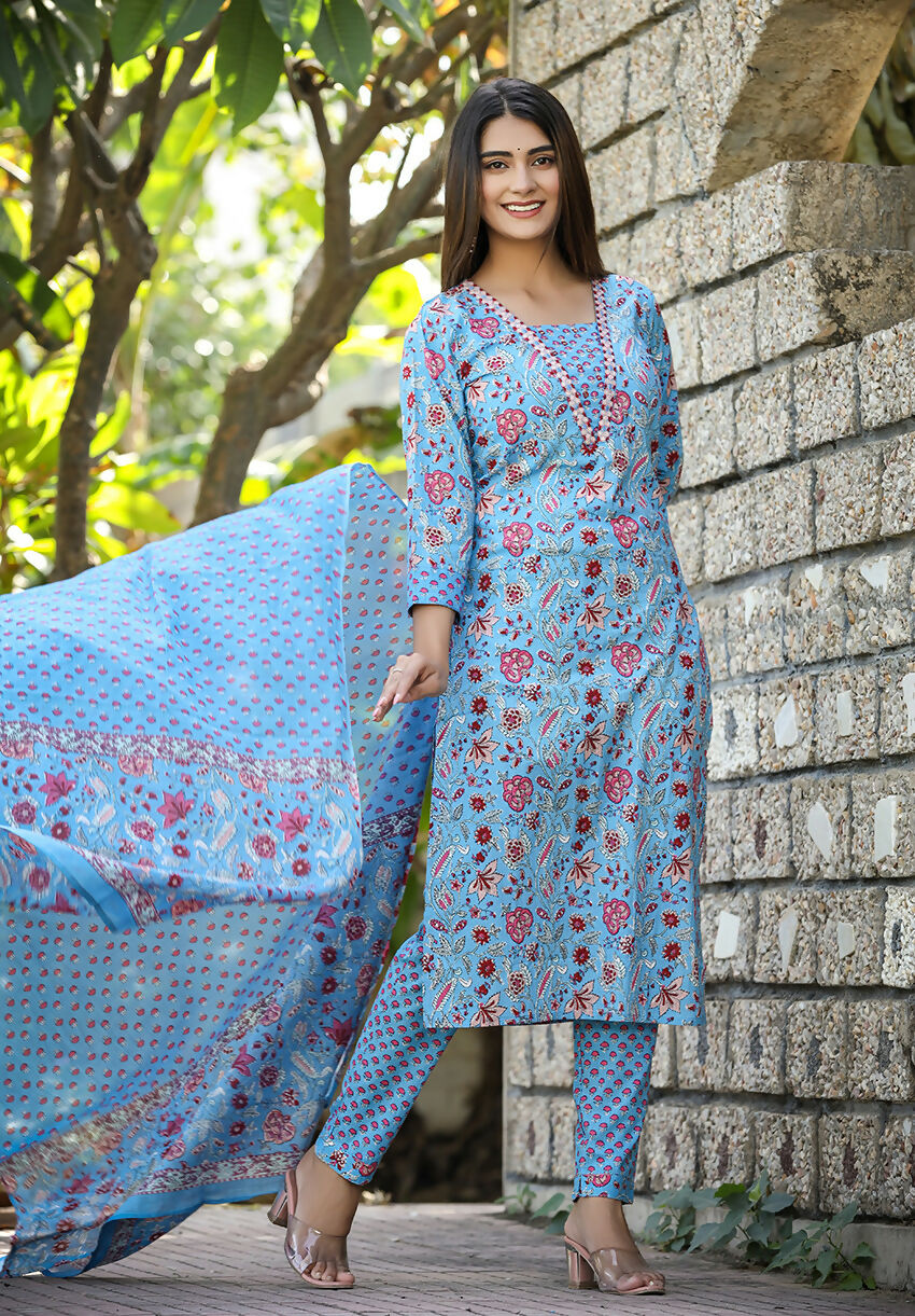 Kaajh Women's Blue Printed Kurta Pant Set With Dupatta | Grocsy