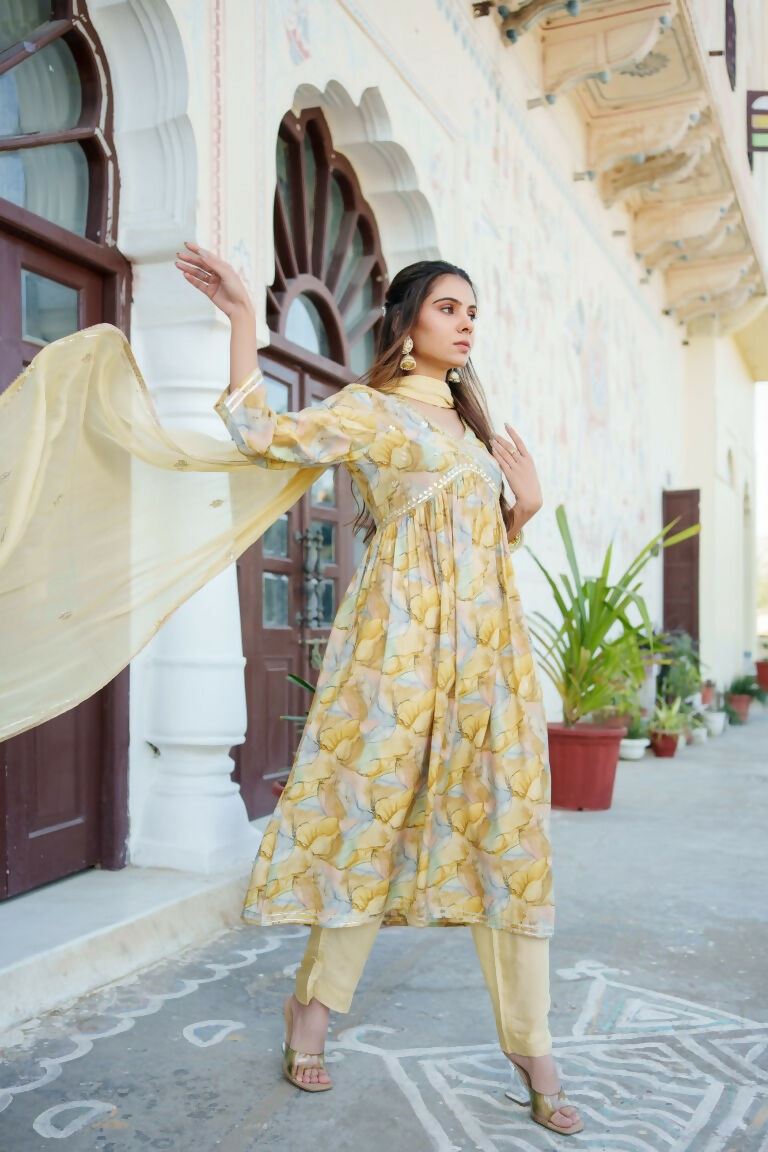Vaasva Women Yellow Muslin Embroidered Kurta, Pant & Dupatta Set | Grocsy