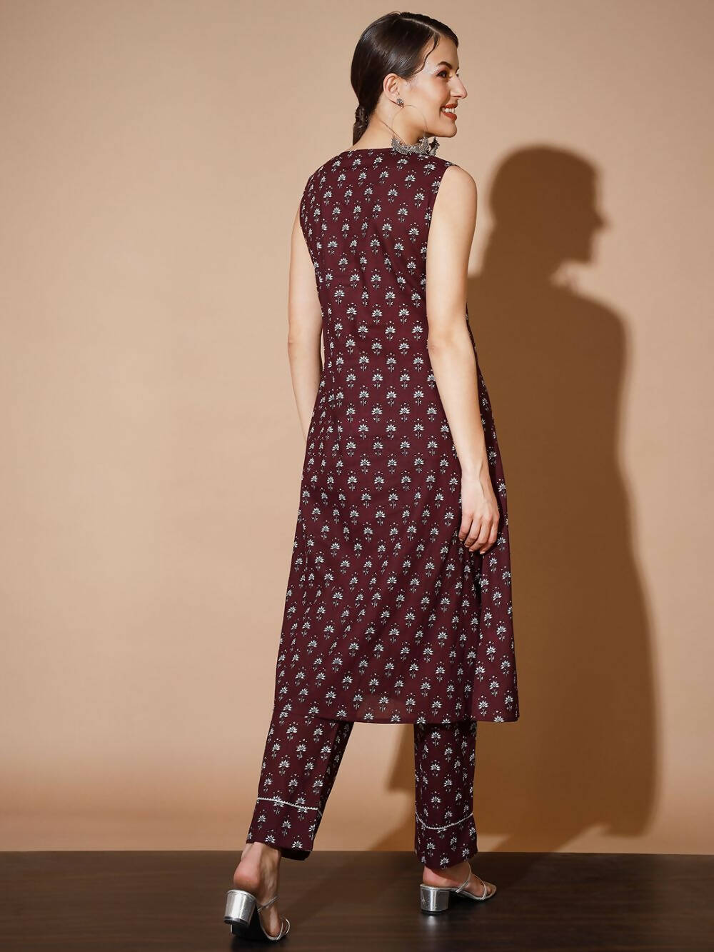 Myshka Women Rust Floral Kurta & Trousers | Grocsy