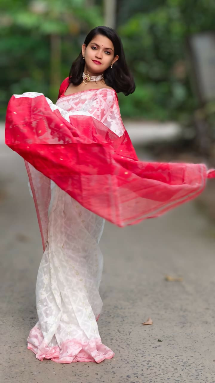 Exclusive Collection White Red White Red Jamdani Saree | Grocsy