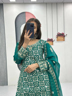 Teeya Creation Womens New Heavy Fox Georgette Fabric With Heavy Embroidery Work Green Kurta Set | Grocsy