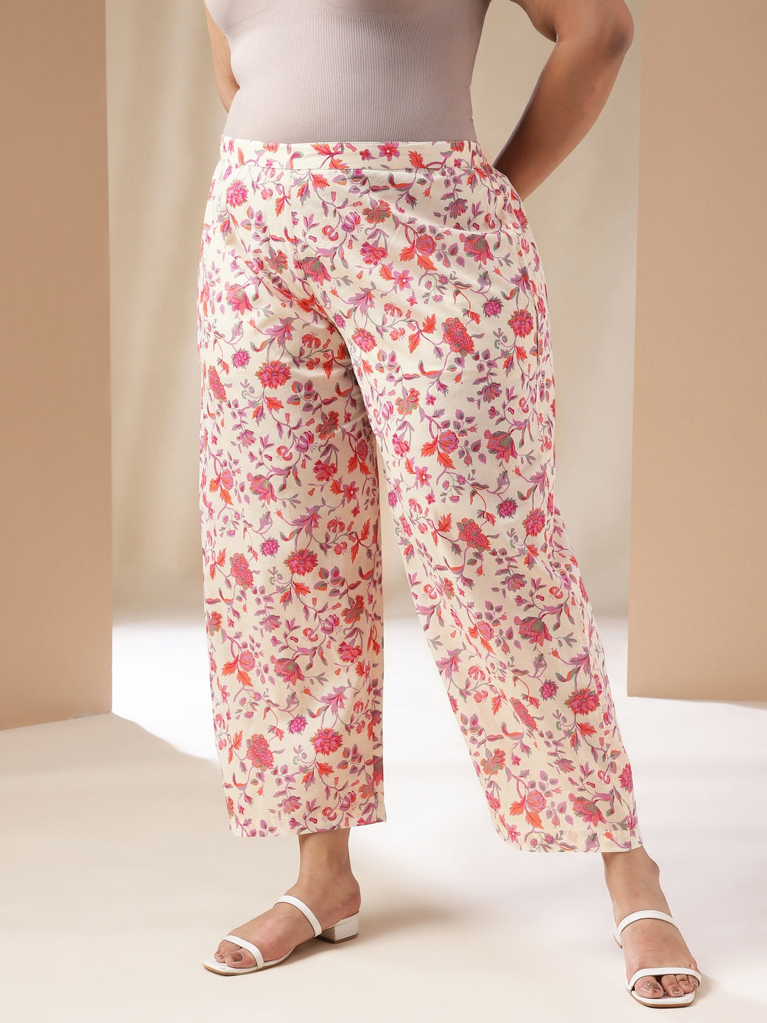 Janasya A-Line Cambric Cream Floral Notch Neck Co-Ords | Grocsy