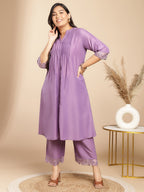 Janasya Pleated Muslin Lavender Embroidered V-Neck with Band Collar Kurta & Bottom | Grocsy