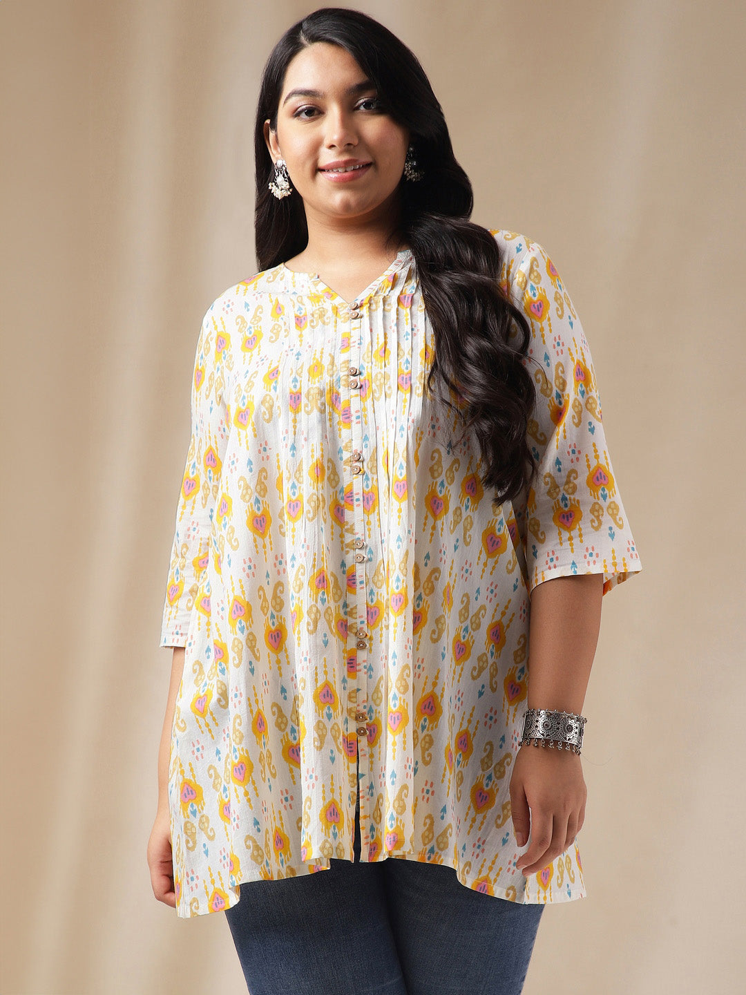 Janasya Pleated Cambric Off White Ikkat Notch Neck Tunic | Grocsy