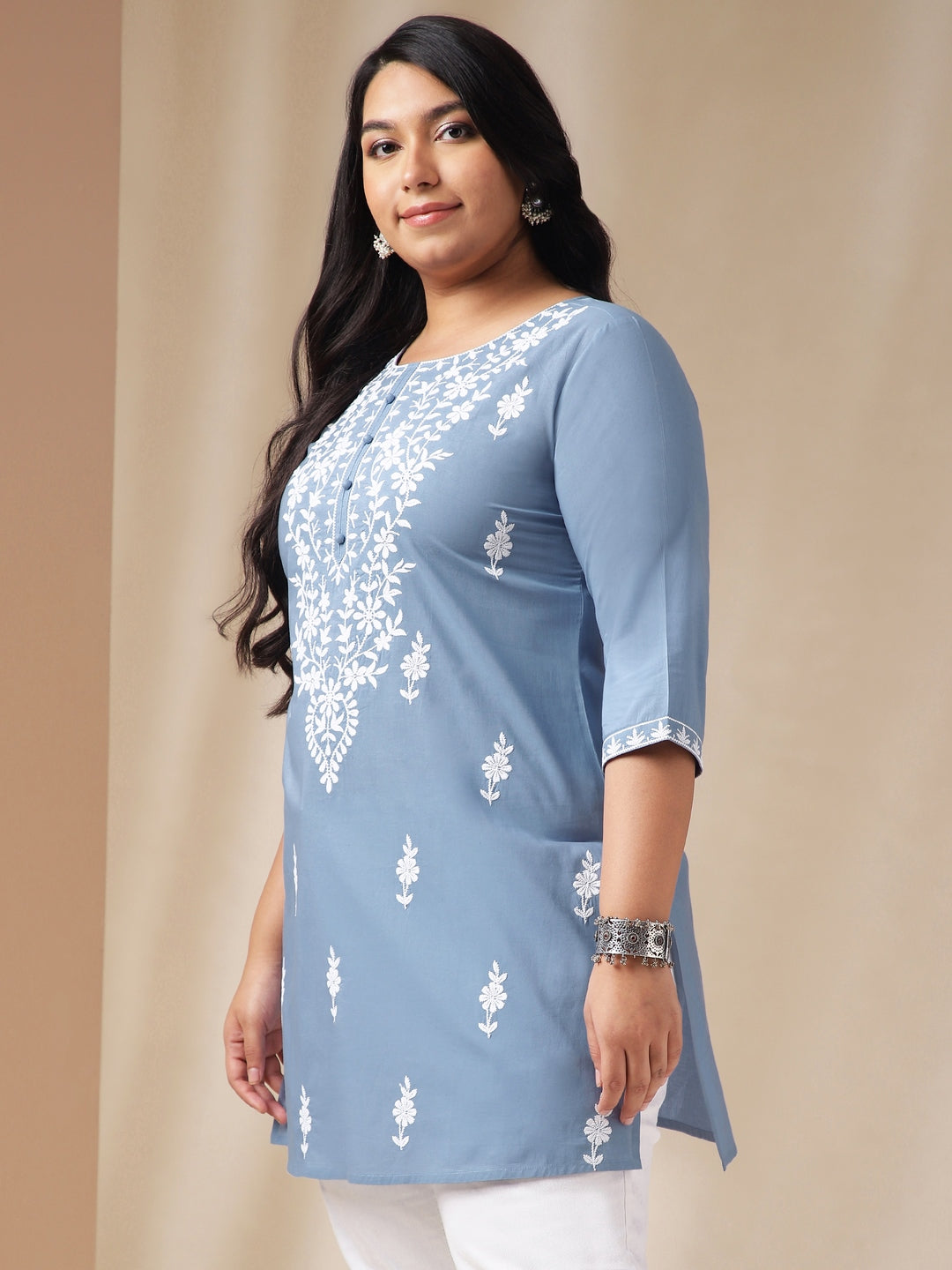 Janasya Regular Cambric Blue Embroidered Round Neck Tunic | Grocsy
