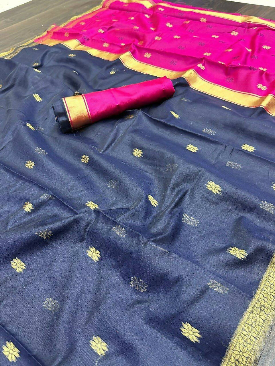 DEIANA'S Beautiful Designer Golden zari Soft Cotton Saree - Blue | Grocsy