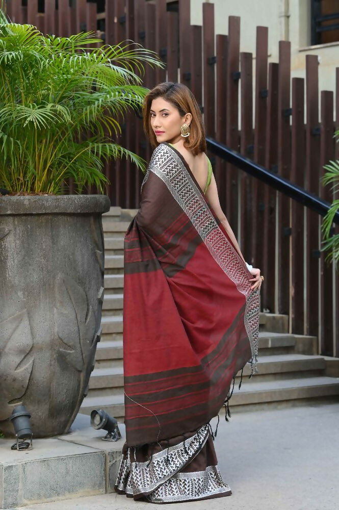 Beatitude Brown Cotton Jacquard Border Tangail Handloom Saree | Grocsy