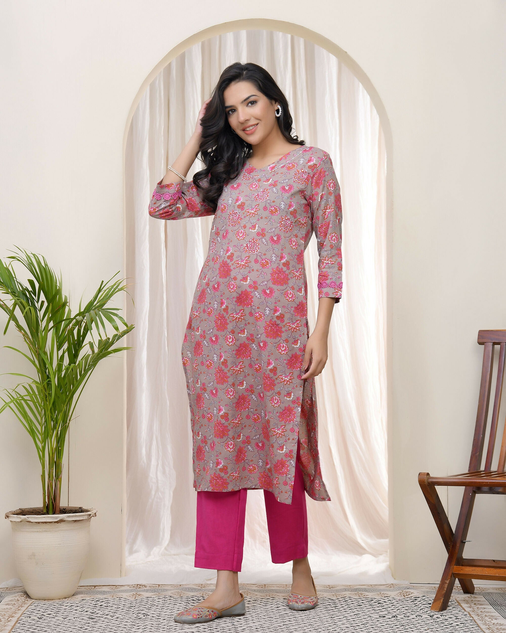 Vaasva Women Charcoal Cotton Printed Straight Kurti With Pant | Grocsy