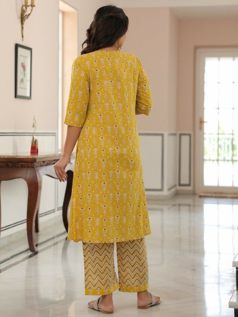 Aramya A-line Soft Cotton Butti Print Women's Kurta Set - Yellow | Grocsy