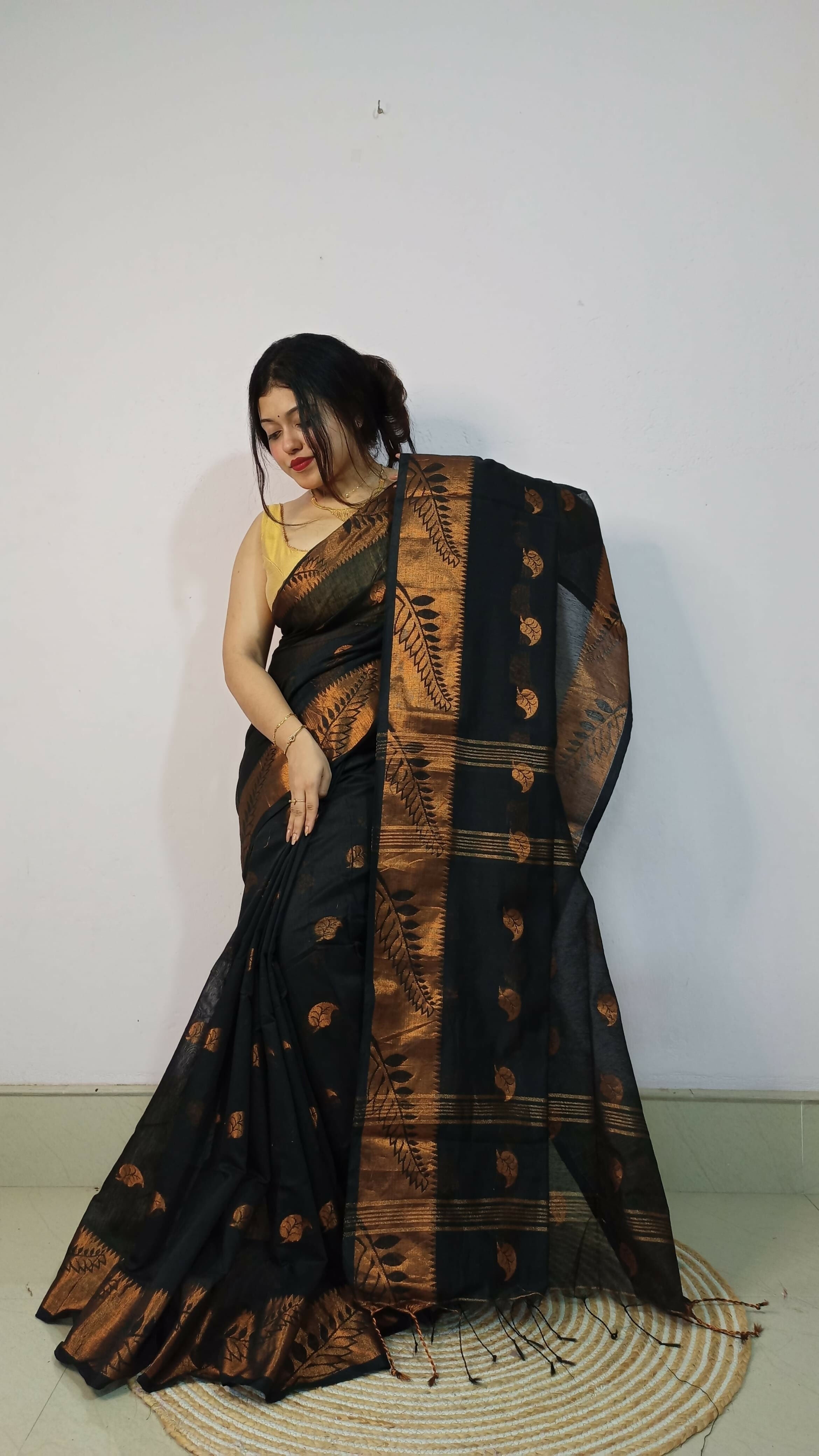 Exclusive Collection Beautiful Black Cotton Silk Woven Handloom Saree With Running Blouse Piece | Grocsy