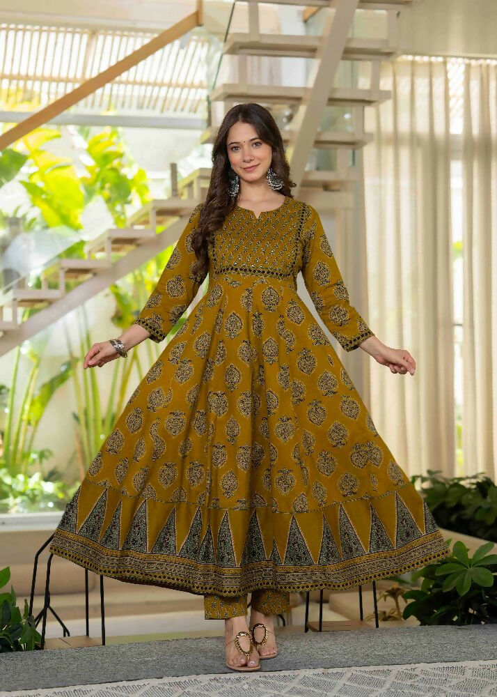 Jaimini Women Cotton Printed Round Neck 3/4 Sleeves Calf Length Flared Kurta Pant And Dupatta Set | Grocsy