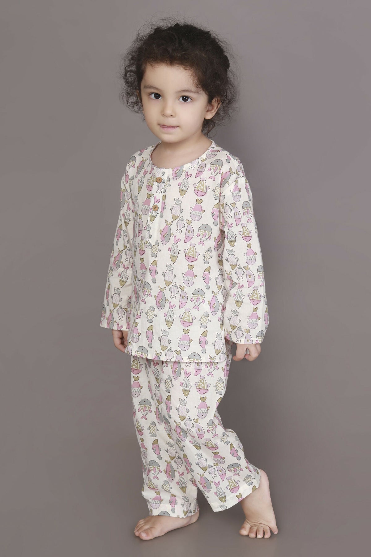 Breathables White & Yellow Tortoise Cotton Nightsuit Set For Kids | Grocsy