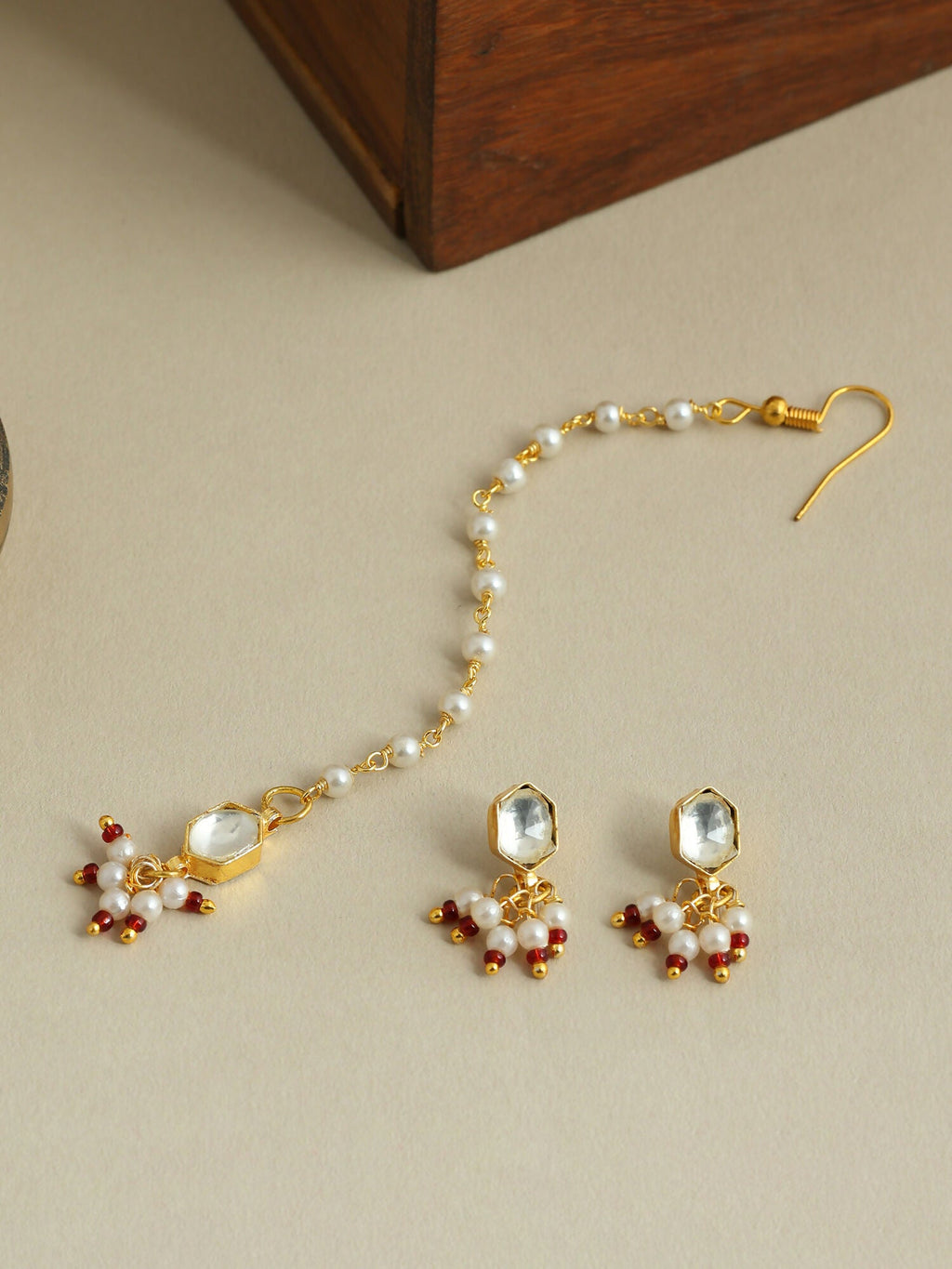Ruby Raang Ivory Aura Drop Glow Set | Grocsy
