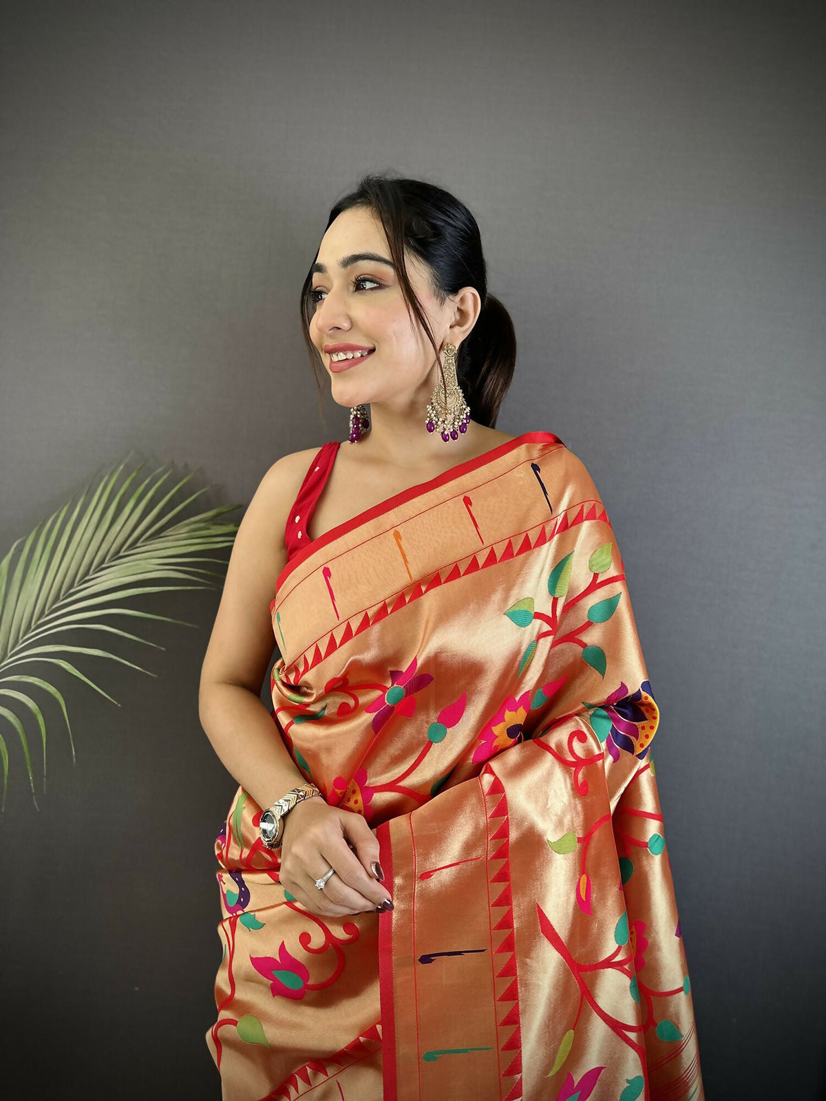 Joban Fashion Reddish Pink Floral & Leaf Soft Silk Paithani Saree | Grocsy
