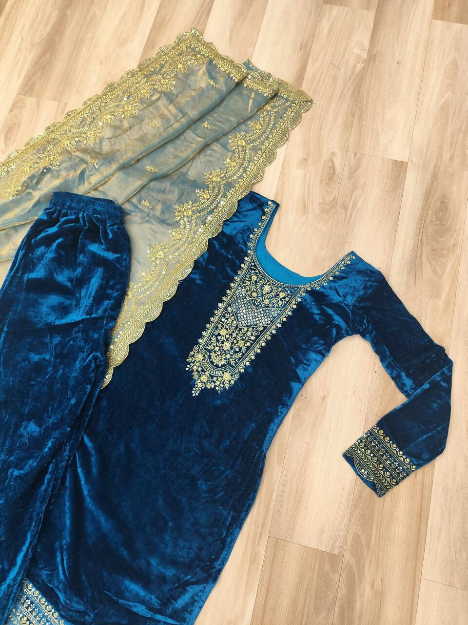 Vastranavya Morpeach Velvet With Rich Sequins & Zari Embroidered Work Top-Bottom With Dupatta | Grocsy