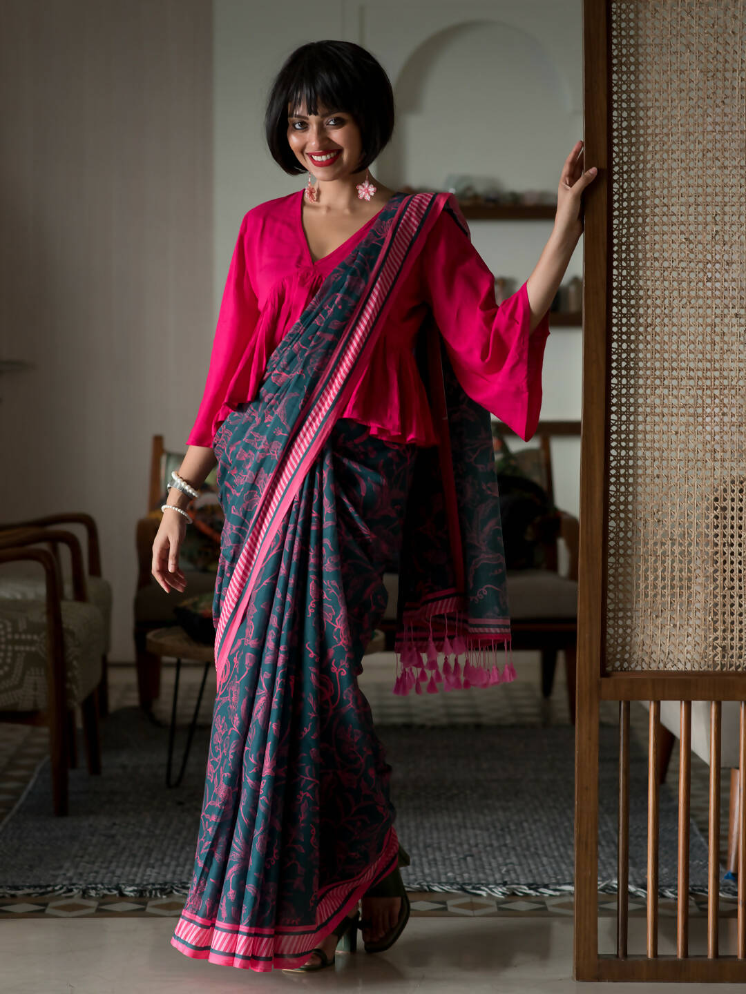 Suta Navy Blue Floral Pure Cotton Saree | Grocsy