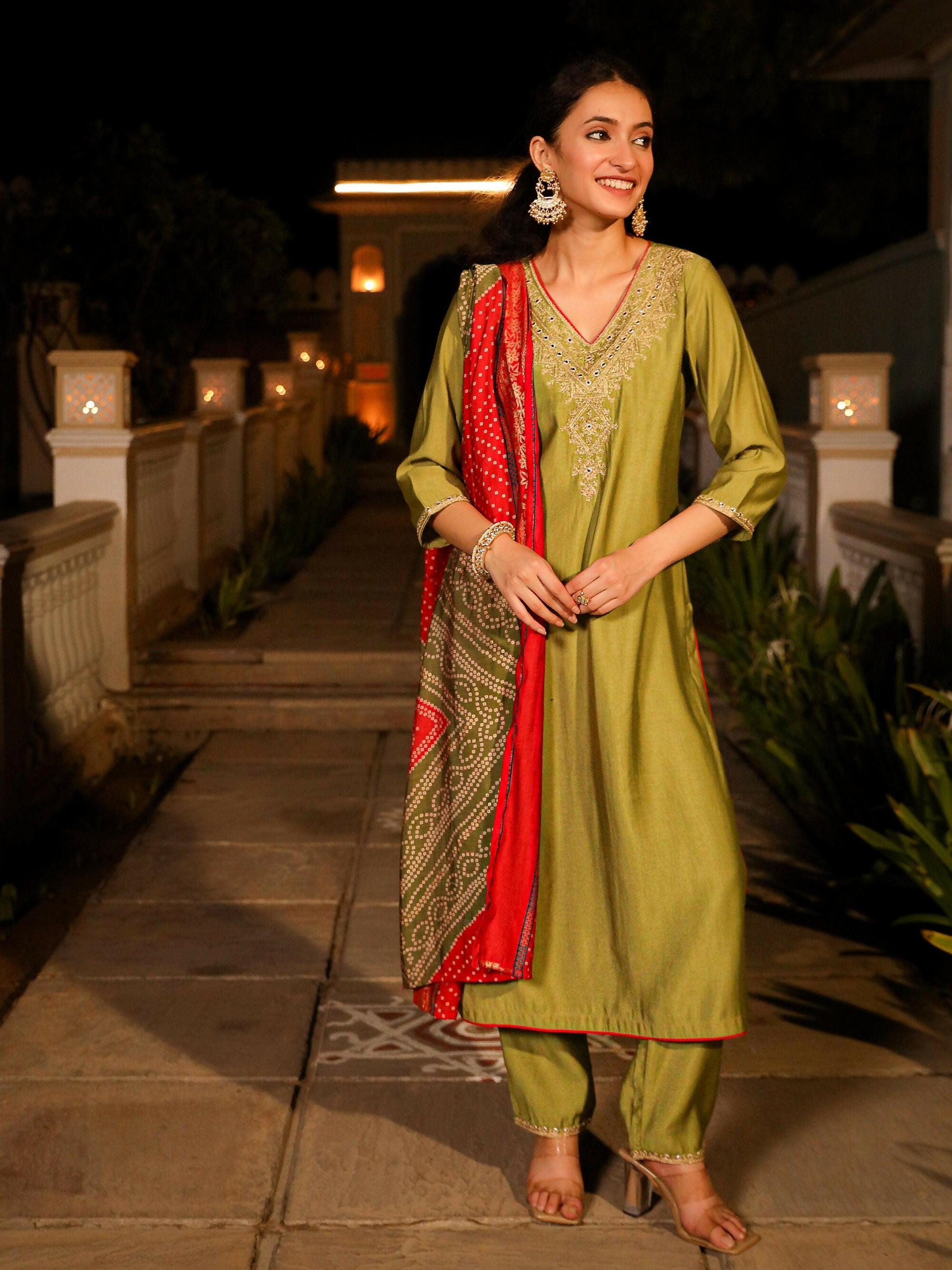 Juniper Women's The Swarn Green Zari Embroidered Viscose Kurta Pant And Dupatta With Mirror Work | Grocsy