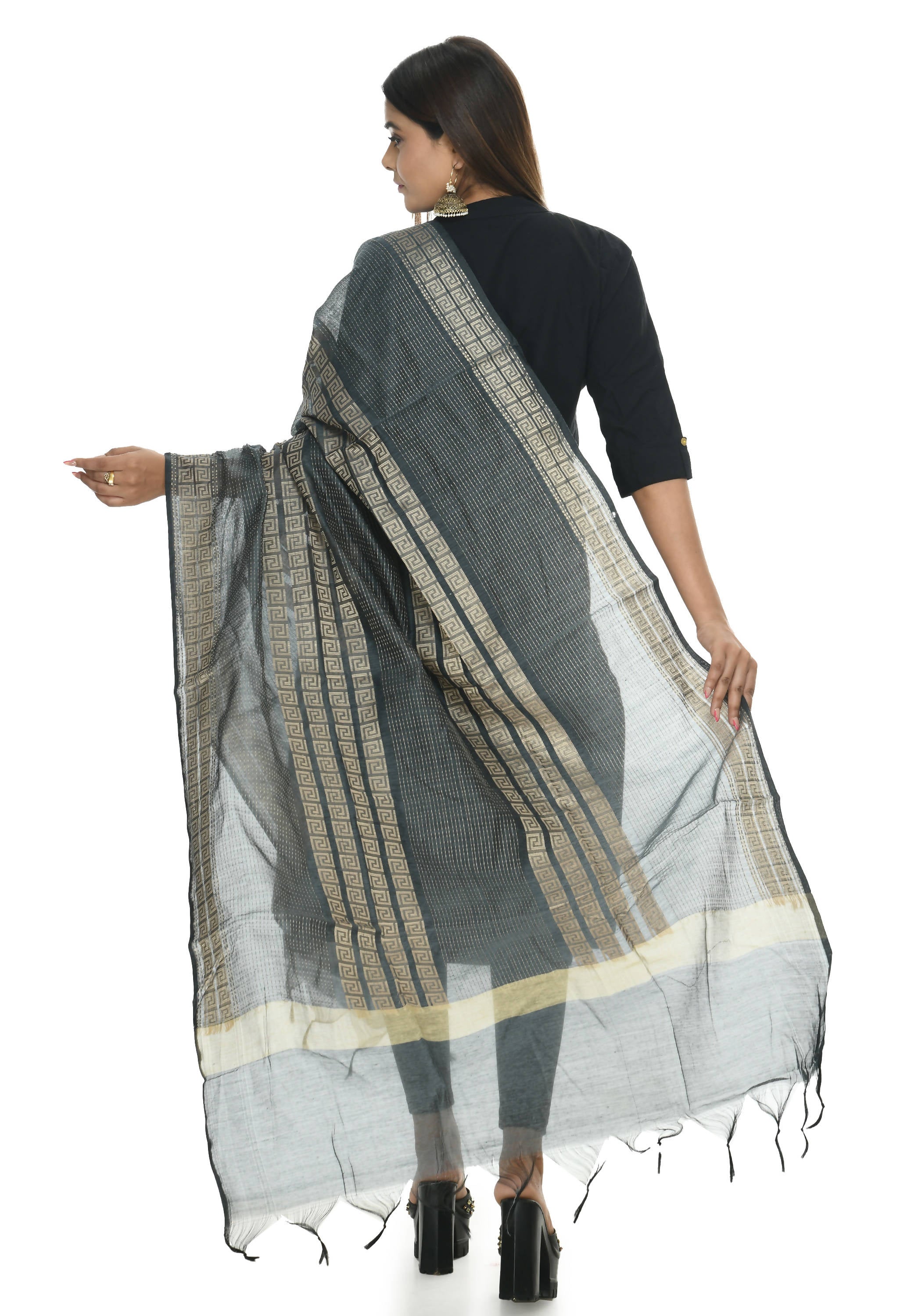 Mominos Fashion Moeza Handloom Cotton Grey Dupatta For Women | Grocsy
