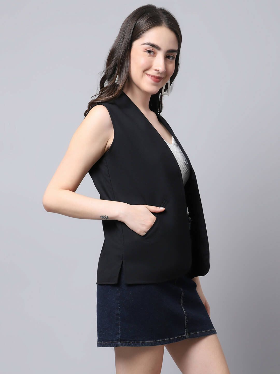 Even Apparels Black Linen Cotton Open Front Women's Waistcoat | Grocsy