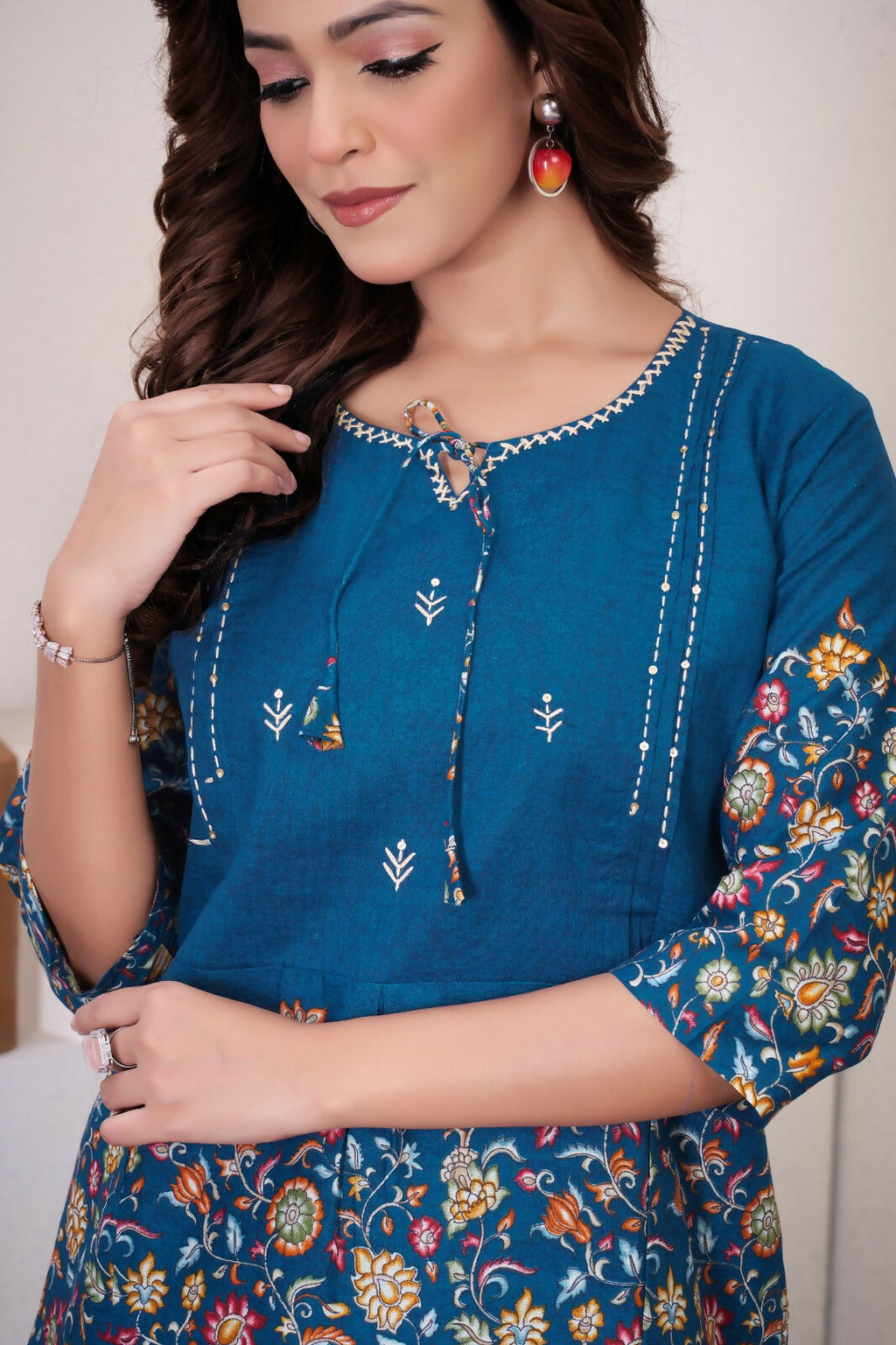 Teeya Creation Teal Blue Floral Printed Short Kurta With Straight Pants Co-Ord Set | Grocsy