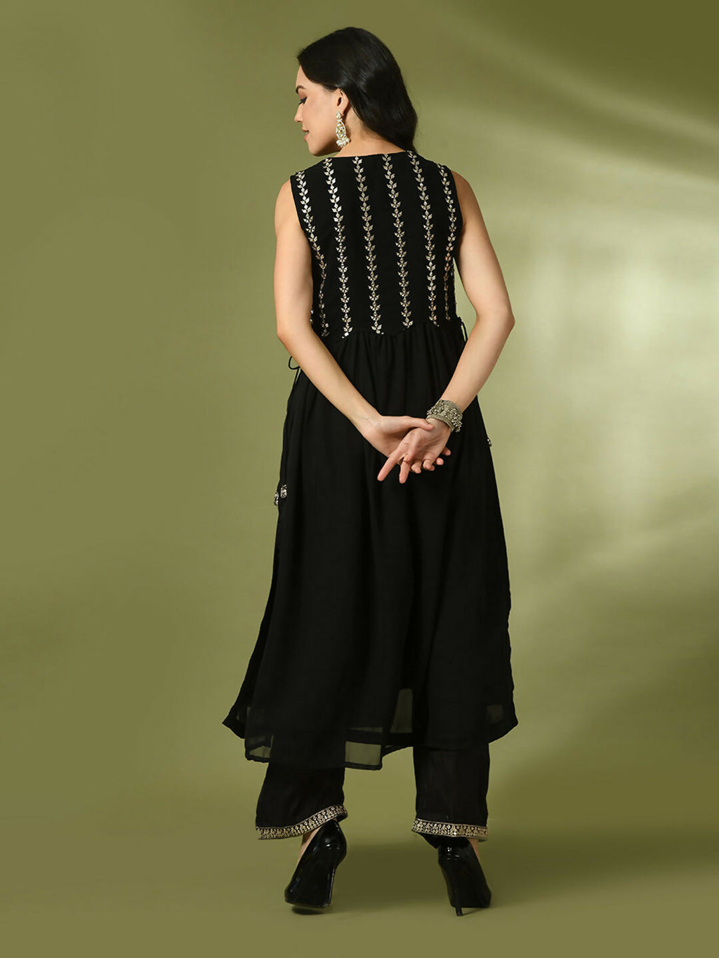 Myshka Women's Black Embroidered Georgette Anarkali Party Kurta Set | Grocsy