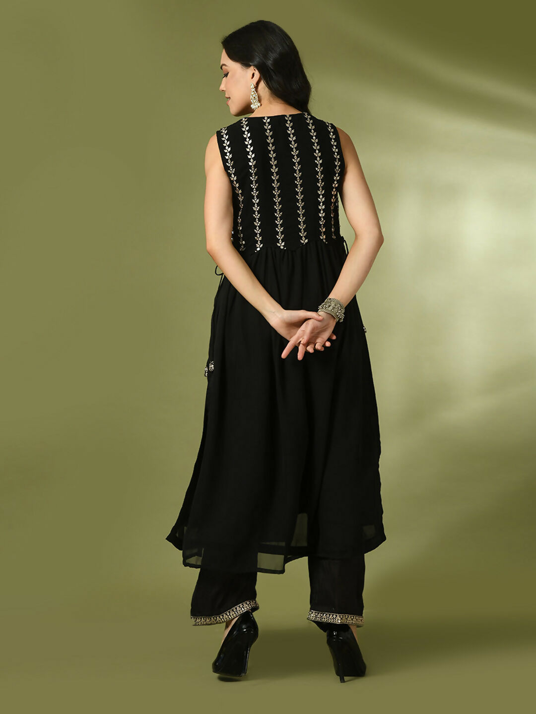 Myshka Women's Black Embroidered Georgette Anarkali Party Kurta Set | Grocsy