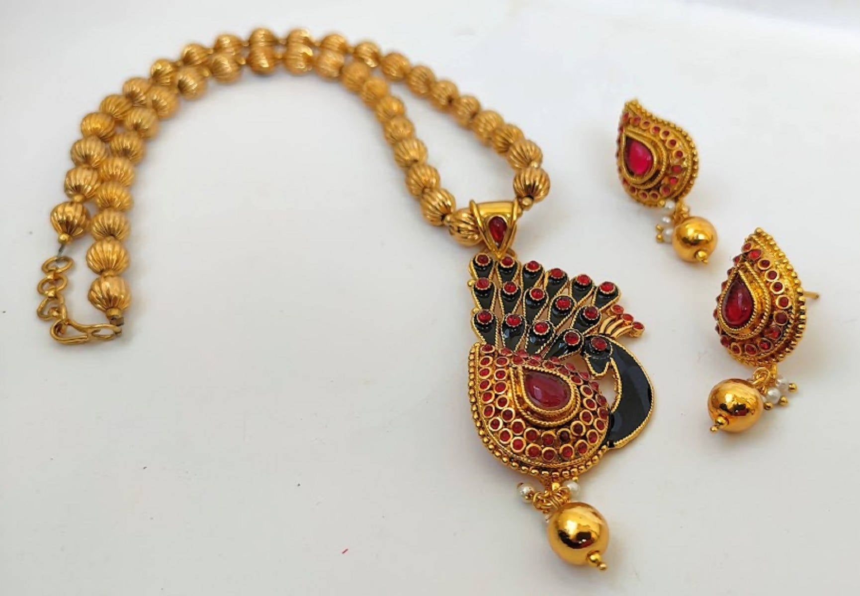 Pink Kemp Peacock Handmade Necklace Set | Grocsy