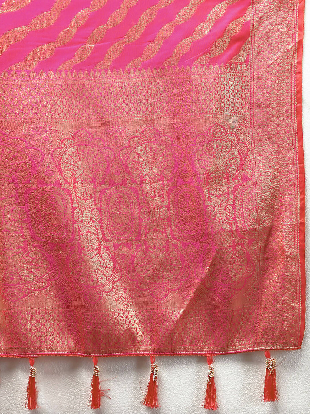 Lorenvalley Fashion Pink Soft Silk Woven Design with Zari Weaving Leheriya Design Saree | Grocsy