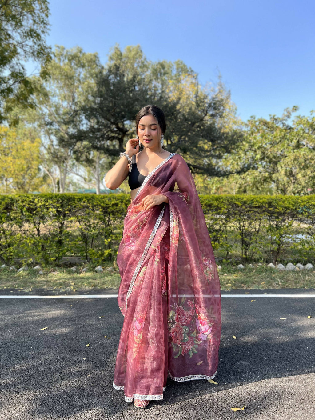 Vamsee Sia Maroon Organza Saree | Grocsy