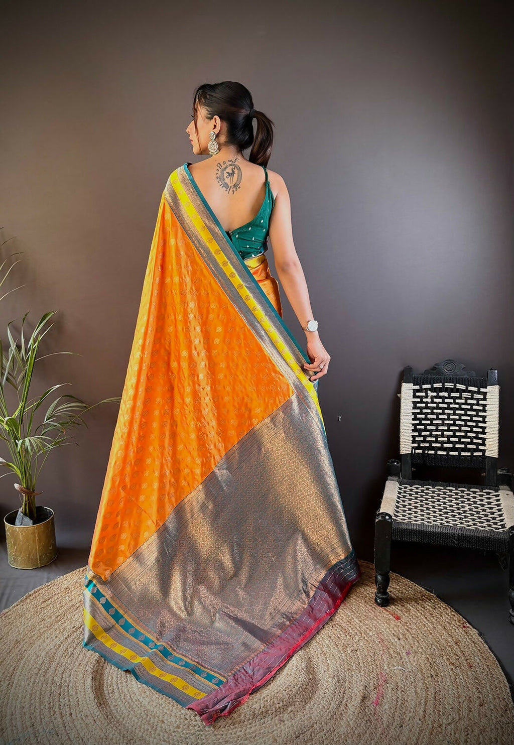 Joban Fashion Green Butti Banarasi Silk Sarees | Grocsy