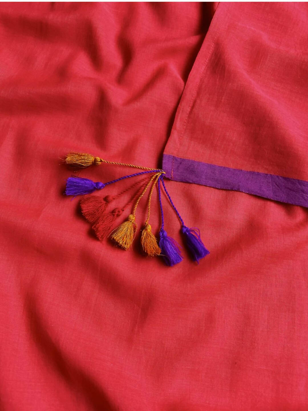 Suta Red Solid Mul Cotton Saree | Grocsy